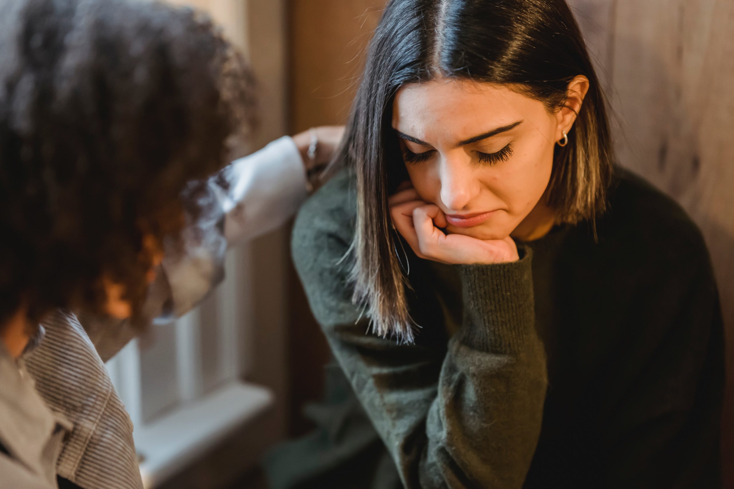 How to Spot Early Warning Signs of Suicide in Loved Ones